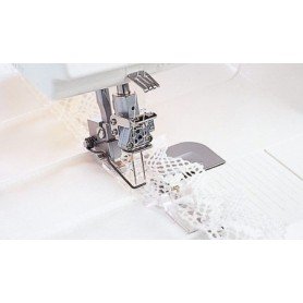 Pėdelė nėriniams prisiūti plokščiasiūlei mašinai