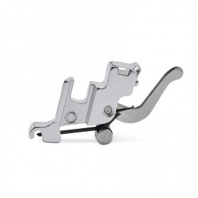 Universalus adapteris pėdelėms tvirtinti